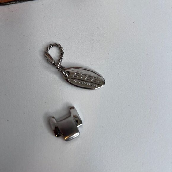 FOSSIL Tin Can Watch Empty Authentic Genuine Fossil 1999 w/ Accessories - Picture 10 of 14